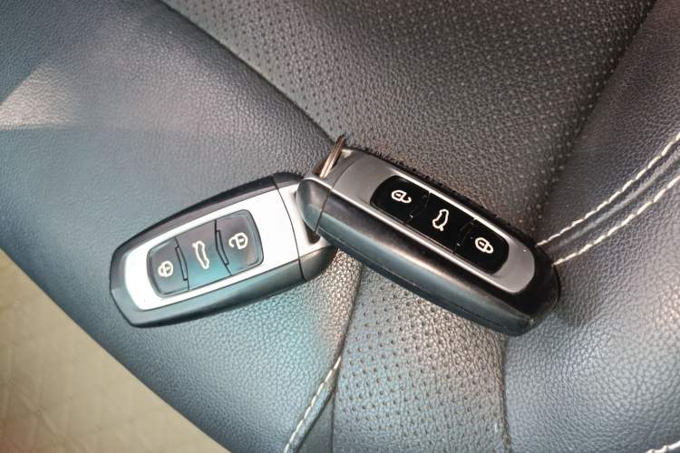 Used Geely Auto Vision X3 2017 1.5L Automatic Elite Model Interior 1
