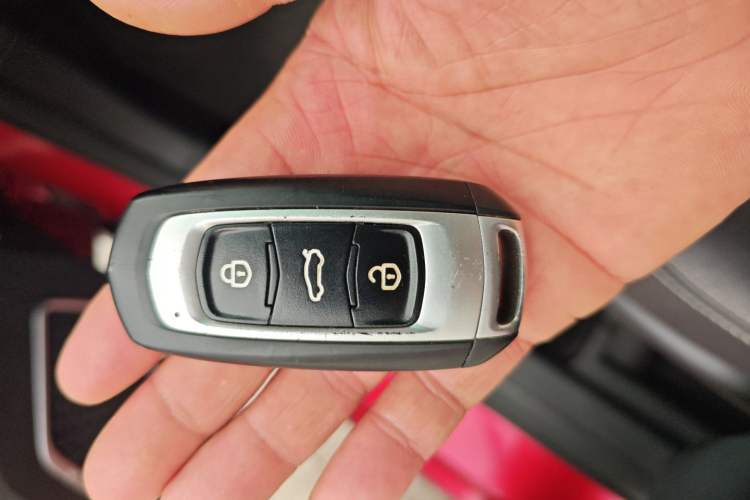 Used Geely Auto Vision X3 2017 1.5L Automatic Elite Model Interior 1