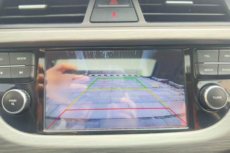Used Geely Auto Vision X3 2017 1.5L Automatic Luxury Model Interior 3