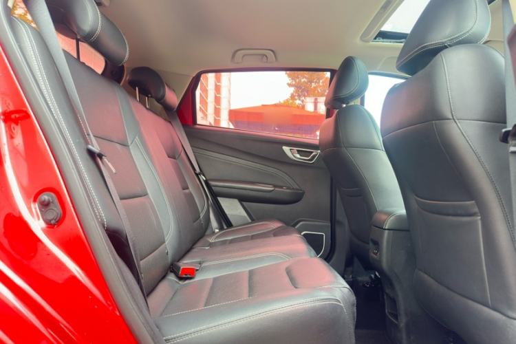 Used Geely Auto Vision X3 2017 1.5L Automatic Luxury Model Interior 4