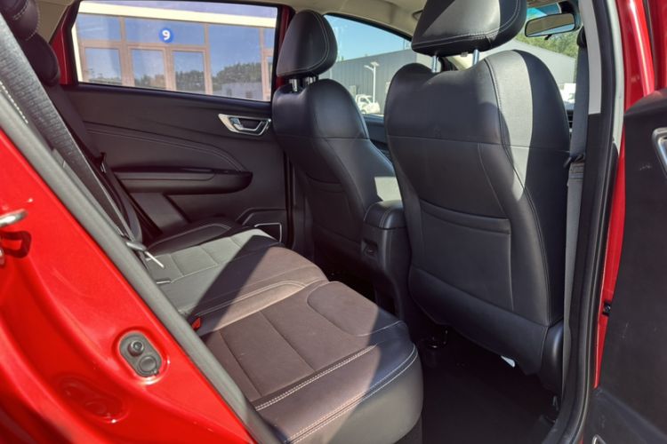 Used Geely Auto Vision X3 2017 1.5L Automatic Luxury Model Interior 5