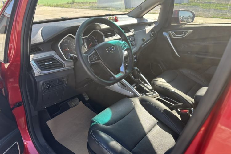Used Geely Auto Vision X3 2017 1.5L Automatic Luxury Model Interior 6