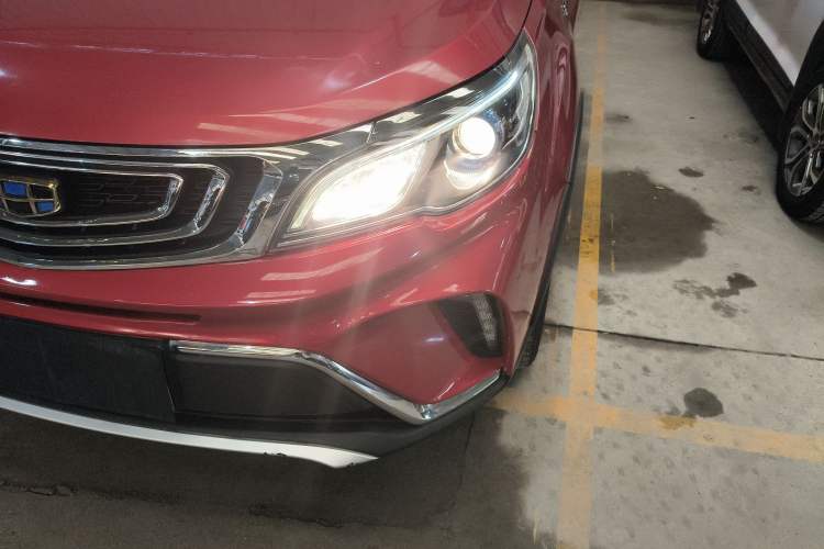 Used Geely Auto Vision X3 2017 1.5L Automatic Elite Model Left Front Headlight