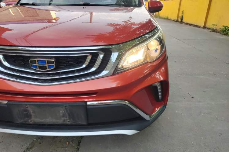 Used Geely Auto Vision X3 2017 1.5L Manual Luxury Model Left Front Headlight