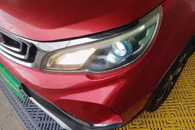 Used Geely Auto Vision X3 2017 1.5L Automatic Luxury Model Left Front Headlight
