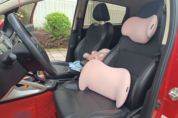Used Geely Auto Vision X3 2017 1.5L Automatic Elite Model Left Front Seat