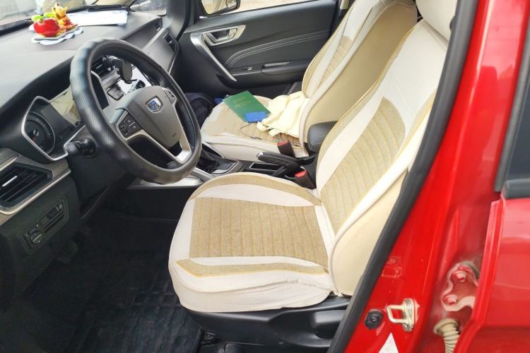 Used Geely Auto Vision X3 2017 1.5L Automatic Elite Model Left Front Seat