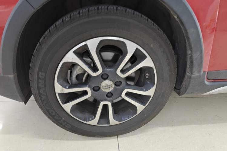 Used Geely Auto Vision X3 2017 1.5L Automatic Elite Model Left Front Wheel Hub
