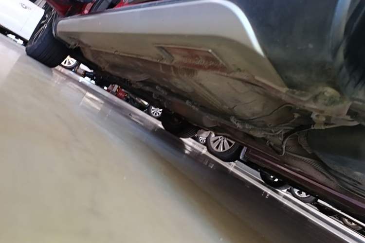 Used Geely Auto Vision X3 2017 1.5L Automatic Luxury Model Left Side Sill