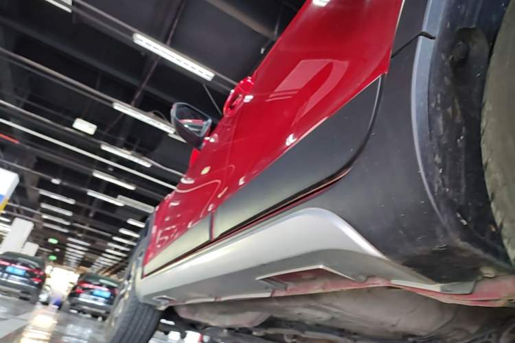 Used Geely Auto Vision X3 2017 1.5L Manual Luxury Model Left Side Sill