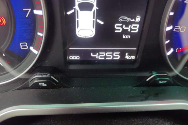 Used Geely Auto Vision X3 2017 1.5L Manual Luxury Model Odometer Close Up