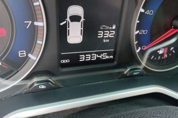 Used Geely Auto Vision X3 2017 1.5L Manual Luxury Model Odometer Close Up