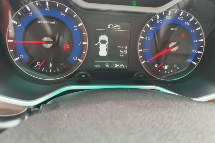 Used Geely Auto Vision X3 2017 1.5L Manual Luxury Model Odometer Close Up