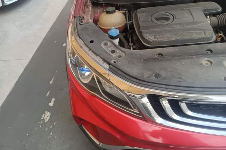 Used Geely Auto Vision X3 2017 1.5L Automatic Elite Model Right Front Headlight
