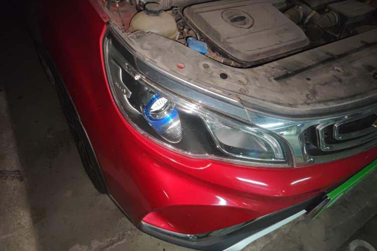 Used Geely Auto Vision X3 2017 1.5L Automatic Luxury Model Right Front Headlight