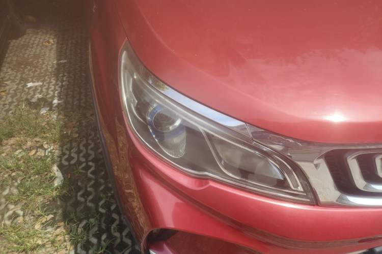 Used Geely Auto Vision X3 2017 1.5L Automatic Luxury Model Right Front Headlight