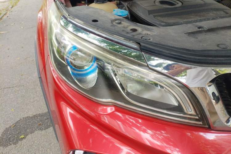 Used Geely Auto Vision X3 2017 1.5L Automatic Elite Model Right Front Headlight