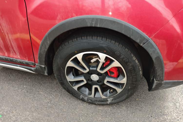 Used Geely Auto Vision X3 2017 1.5L Manual Luxury Model Right Front Wheel Hub