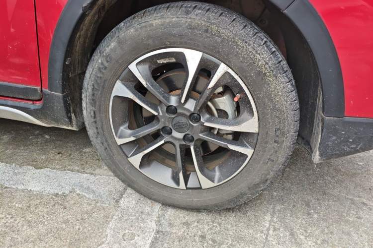 Used Geely Auto Vision X3 2017 1.5L Automatic Elite Model Right Front Wheel Hub
