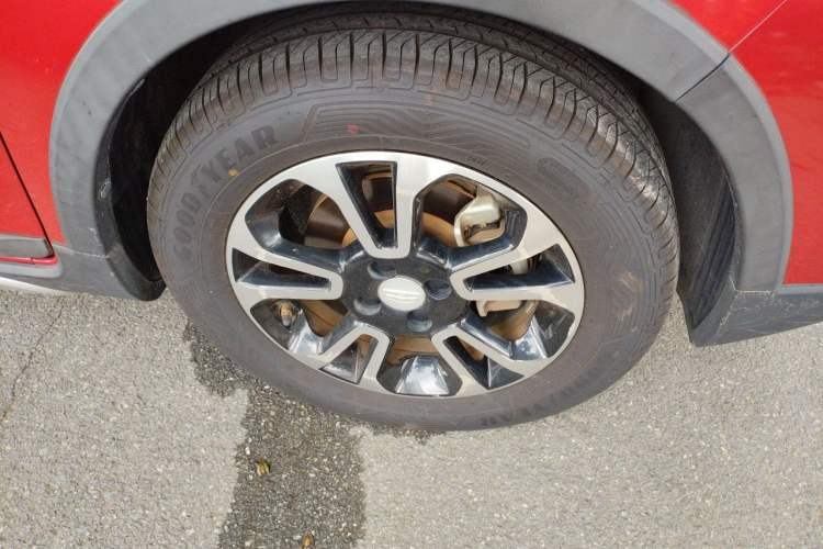 Used Geely Auto Vision X3 2017 1.5L Automatic Elite Model Right Front Wheel Hub