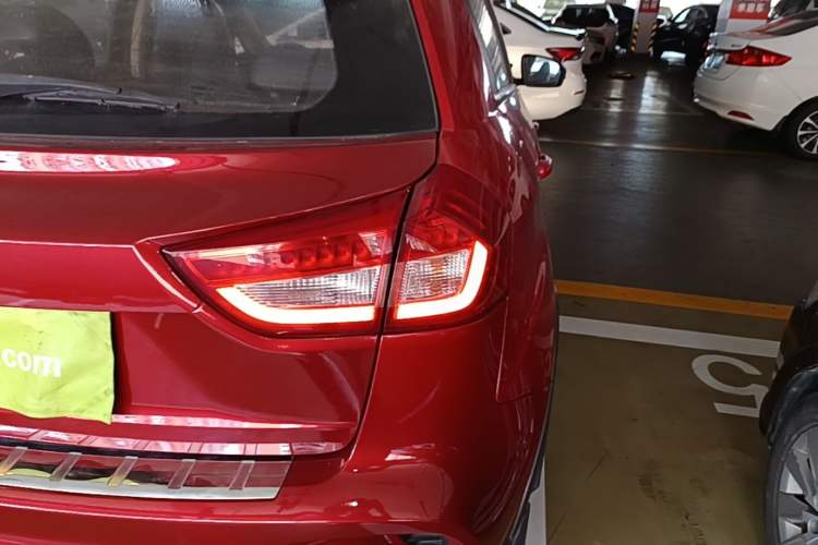 Used Geely Auto Vision X3 2017 1.5L Automatic Luxury Model Right Rear Taillight