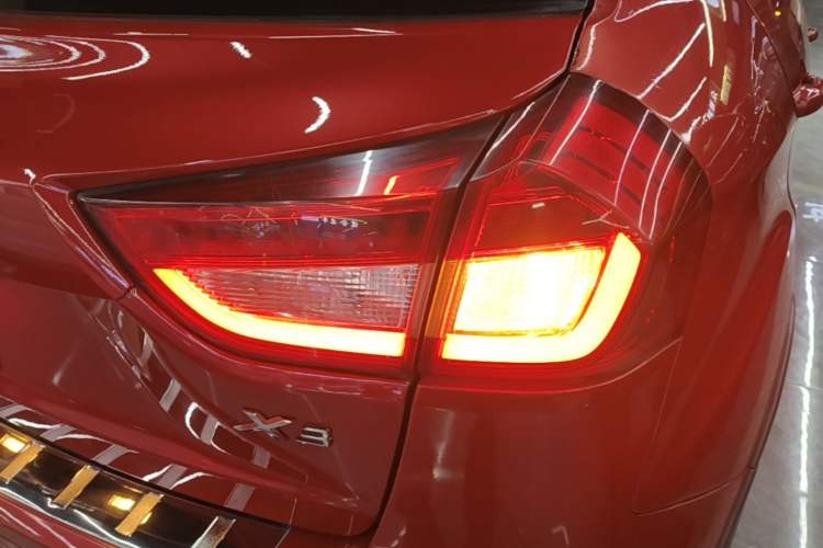 Used Geely Auto Vision X3 2017 1.5L Automatic Luxury Model Right Rear Taillight