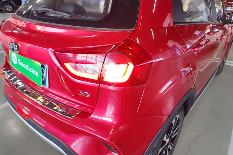 Used Geely Auto Vision X3 2017 1.5L Manual Luxury Model Right Rear Taillight