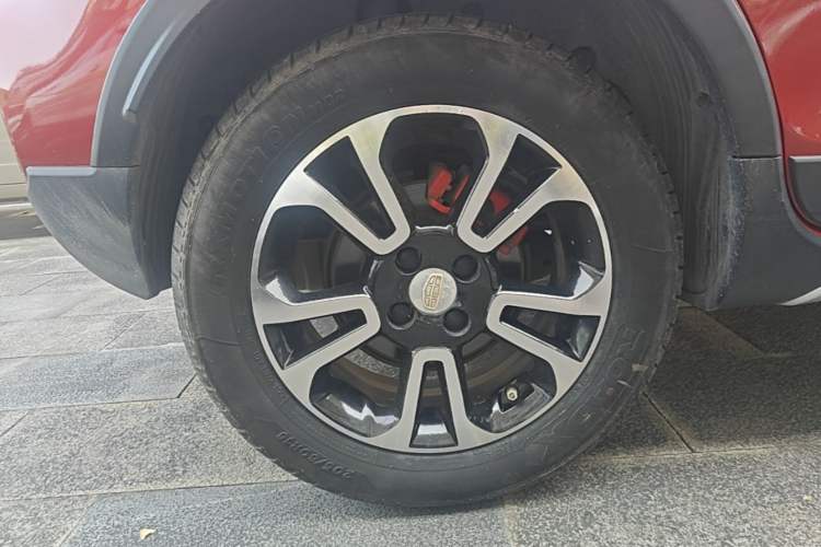 Used Geely Auto Vision X3 2017 1.5L Automatic Luxury Model Right Rear Wheel Hub