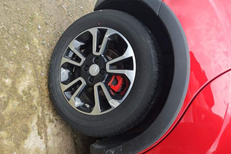 Used Geely Auto Vision X3 2017 1.5L Manual Luxury Model Right Rear Wheel Hub