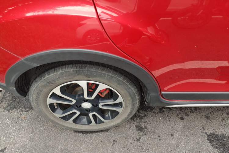 Used Geely Auto Vision X3 2017 1.5L Automatic Luxury Model Right Rear Wheel Hub