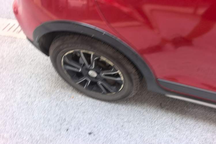 Used Geely Auto Vision X3 2017 1.5L Automatic Elite Model Right Rear Wheel Hub