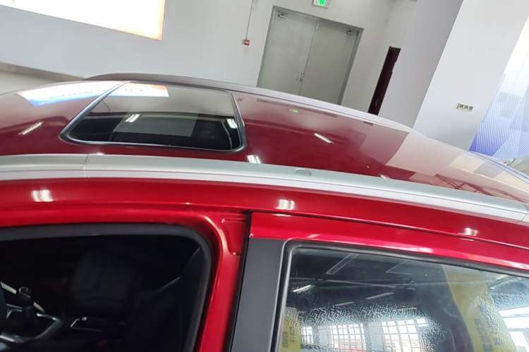 Used Geely Auto Vision X3 2017 1.5L Manual Luxury Model Roof