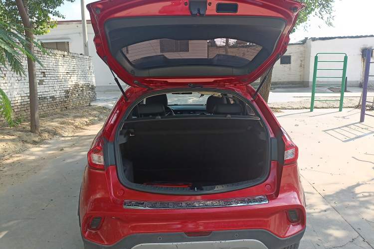 Used Geely Auto Vision X3 2017 1.5L Automatic Elite Model Trunk