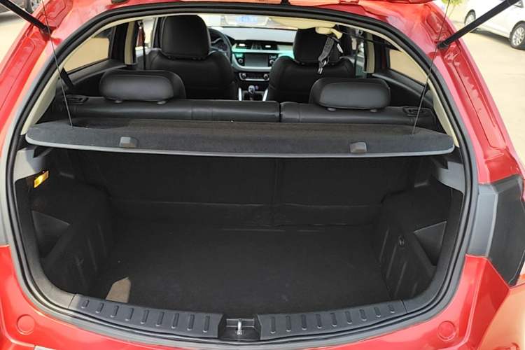 Used Geely Auto Vision X3 2017 1.5L Automatic Luxury Model Trunk