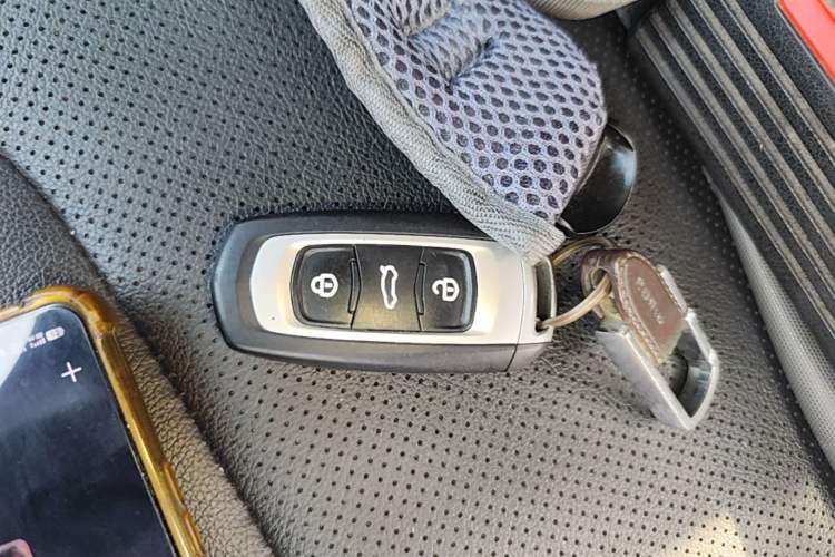 Used Geely Auto Vision X3 2017 1.5L Automatic Luxury Model Vehicle Key