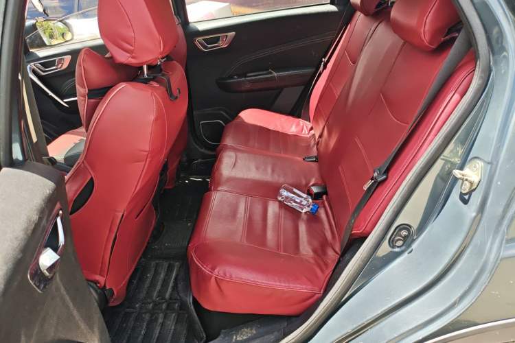 Used Geely Auto Vision X3 2017 1.5L Automatic Luxury Model Interior 4