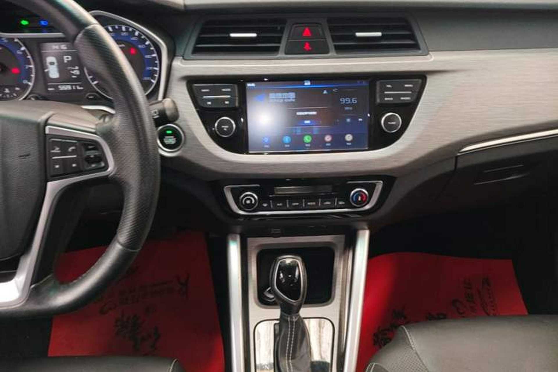 Used Geely Auto Vision X3 2017 1.5L Automatic Luxury Model Audio And AC Panel