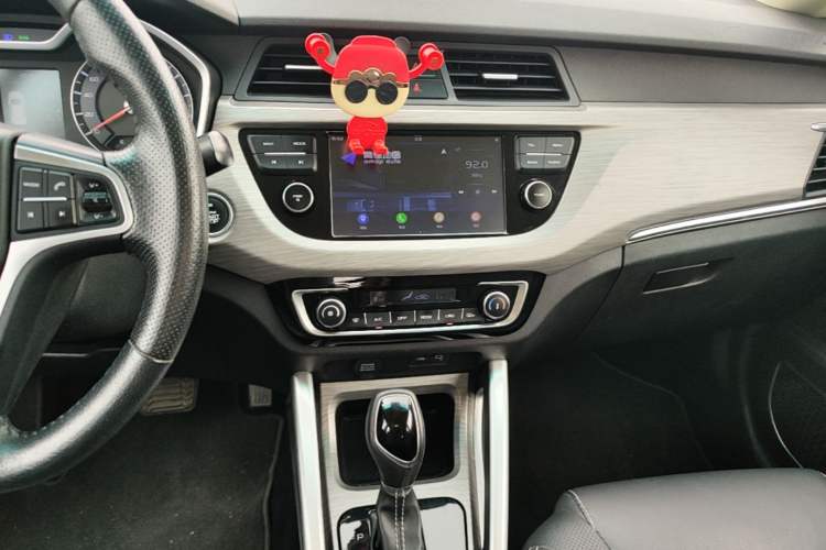 Used Geely Auto Vision X3 2017 1.5L Automatic Elite Model Audio And AC Panel