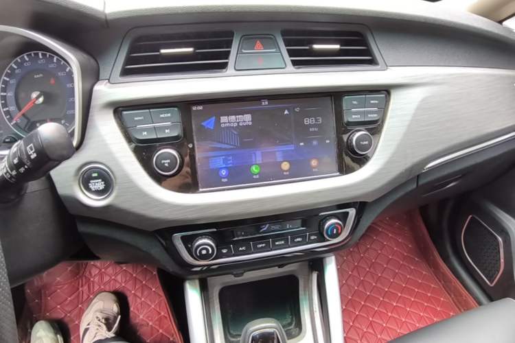 Used Geely Auto Vision X3 2017 1.5L Automatic Elite Model Audio And AC Panel