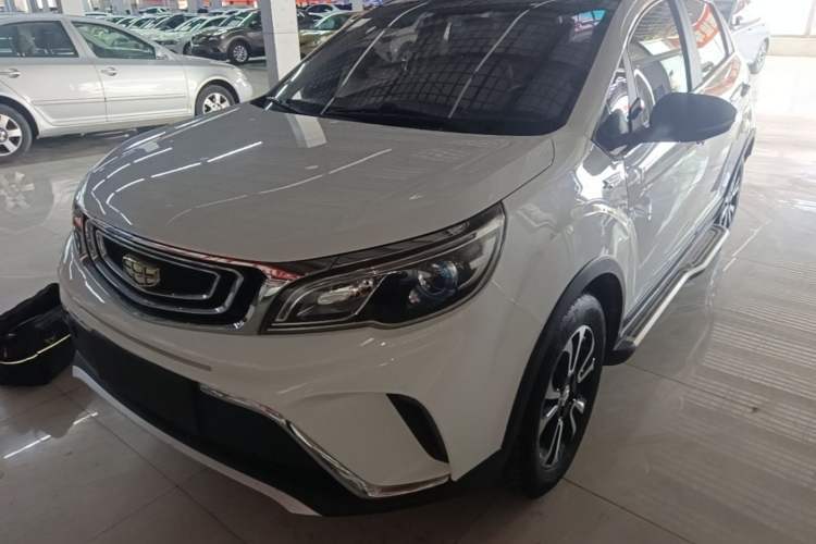 Used Geely Auto Vision X3 2017 1.5L Automatic Elite Model Guazi used car, China used car export, Used car for sale, Used cars, Cheapest cars for sale