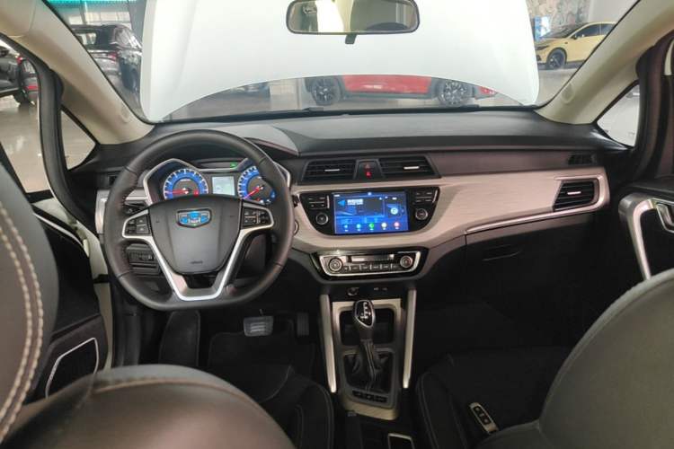 Used Geely Auto Vision X3 2017 1.5L Automatic Luxury Model Center Console