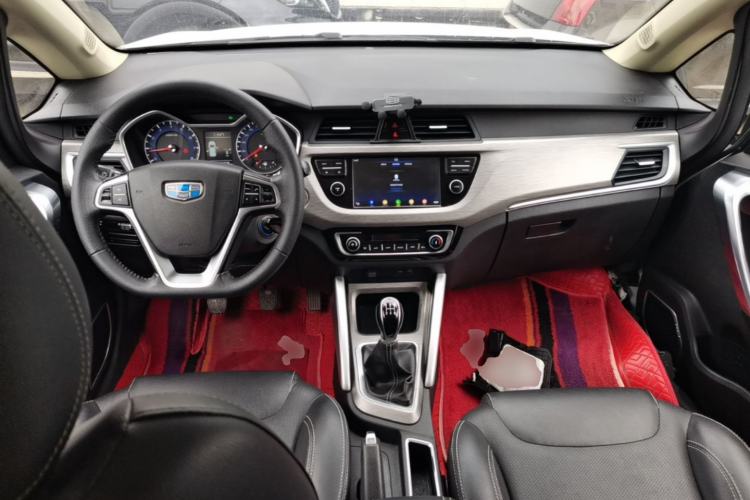 Used Geely Auto Vision X3 2017 1.5L Manual Elite Model Center Console