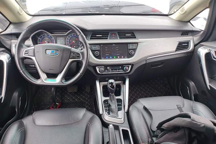 Used Geely Auto Vision X3 2017 1.5L Automatic Luxury Model Center Console