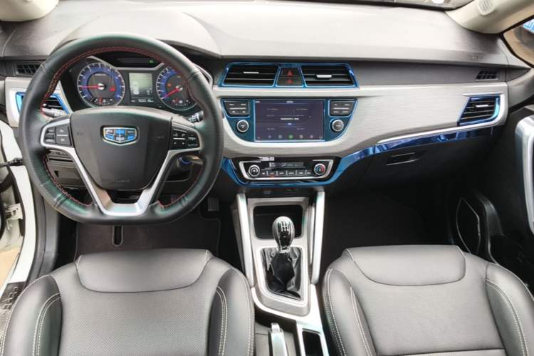 Used Geely Auto Vision X3 2017 1.5L Manual Luxury Model Center Console