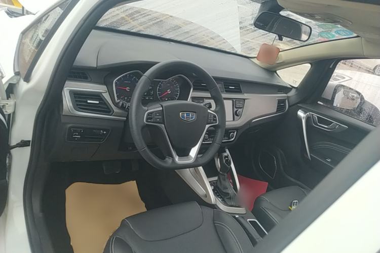 Used Geely Auto Vision X3 2017 1.5L Automatic Luxury Model Center Console