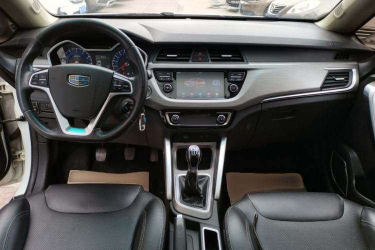 Used Geely Auto Vision X3 2017 1.5L Manual Luxury Model Center Console