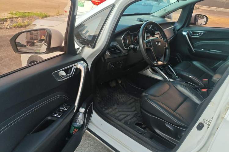 Used Geely Auto Vision X3 2017 1.5L Automatic Luxury Model Driver Seat