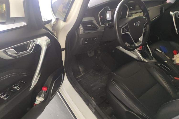 Used Geely Auto Vision X3 2017 1.5L Automatic Elite Model Driver Seat