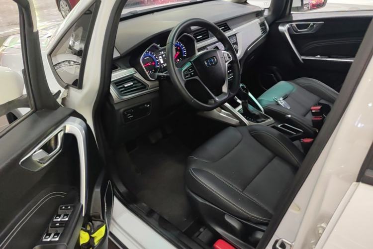 Used Geely Auto Vision X3 2017 1.5L Automatic Luxury Model Driver Seat