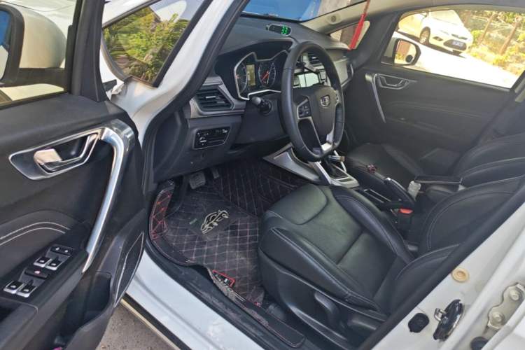 Used Geely Auto Vision X3 2017 1.5L Automatic Luxury Model Driver Seat